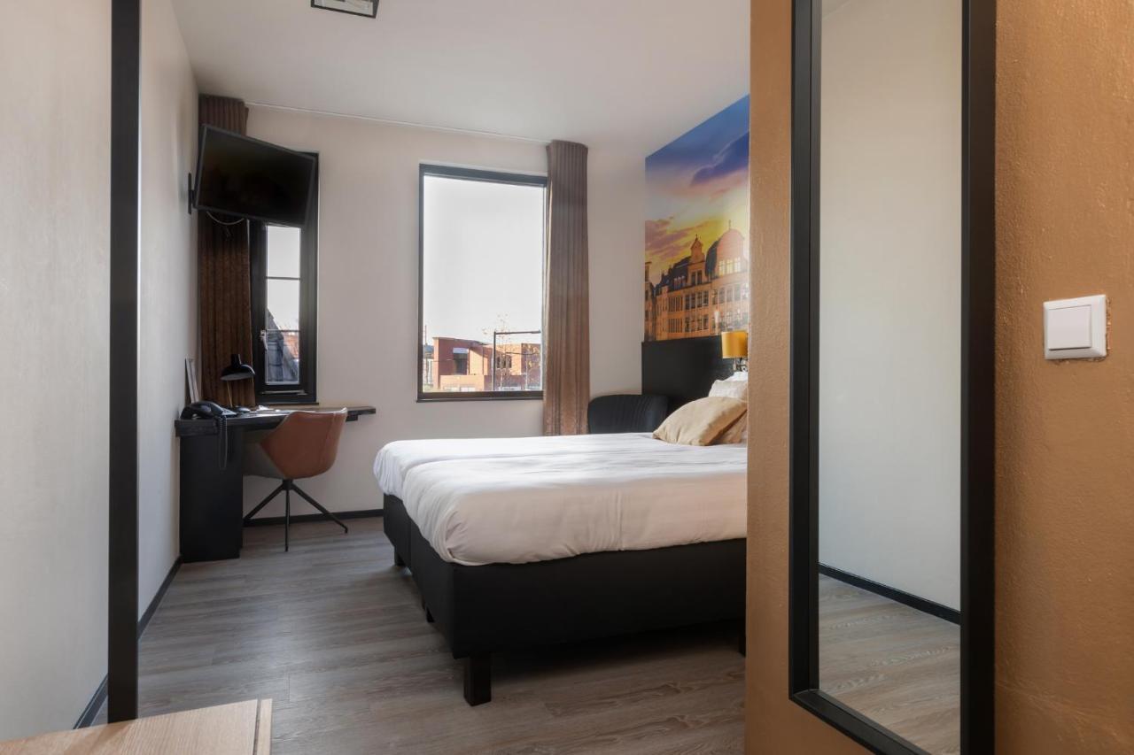Hotel De Valk Valkenswaard Kültér fotó